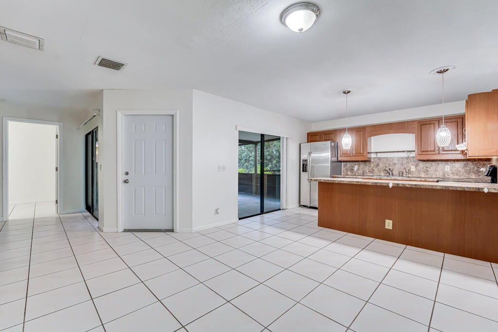 VILLAGE OF TURNBERRY PH II - Residential Lease