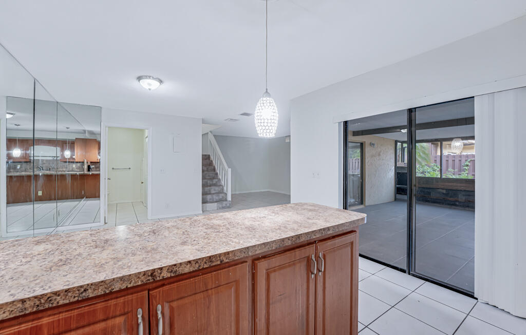 VILLAGE OF TURNBERRY PH II - Residential Lease