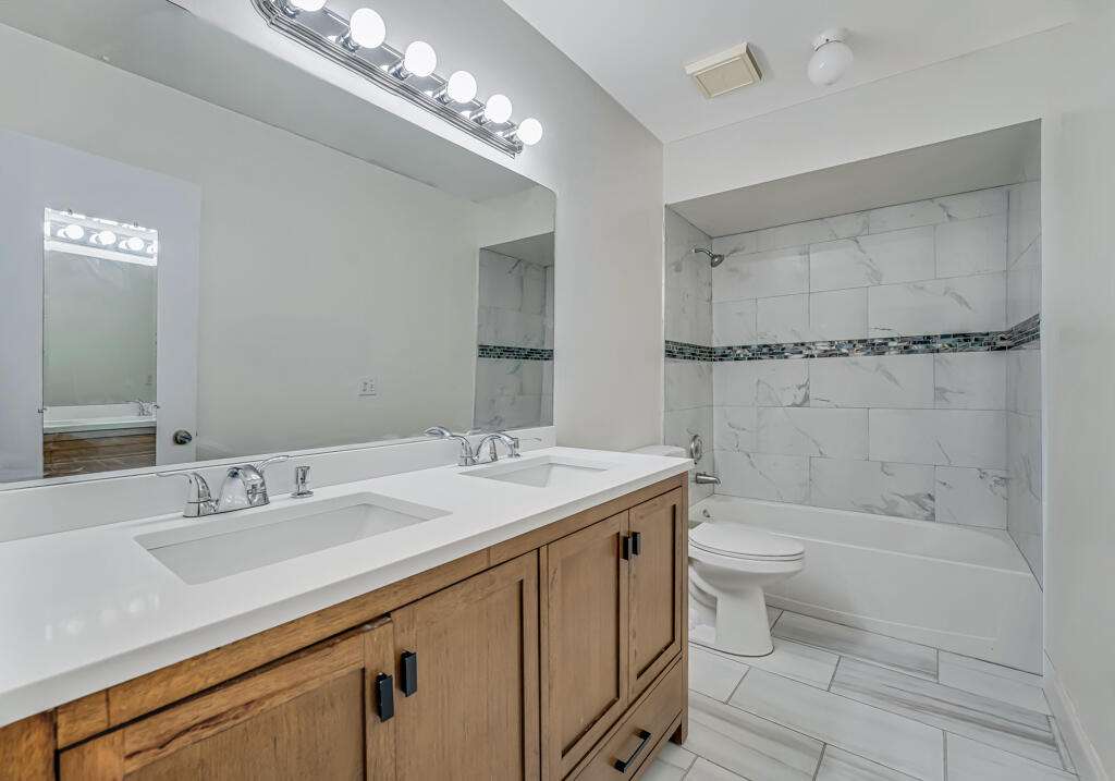 VILLAGE OF TURNBERRY PH II - Residential Lease