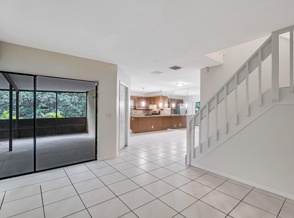 VILLAGE OF TURNBERRY PH II - Residential Lease