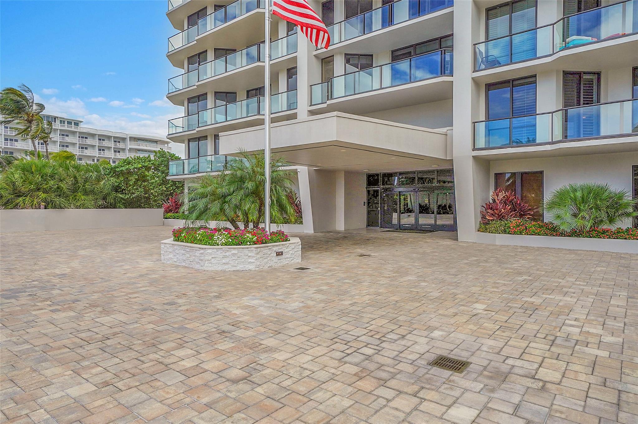 1300 S Ocean Blvd PH5