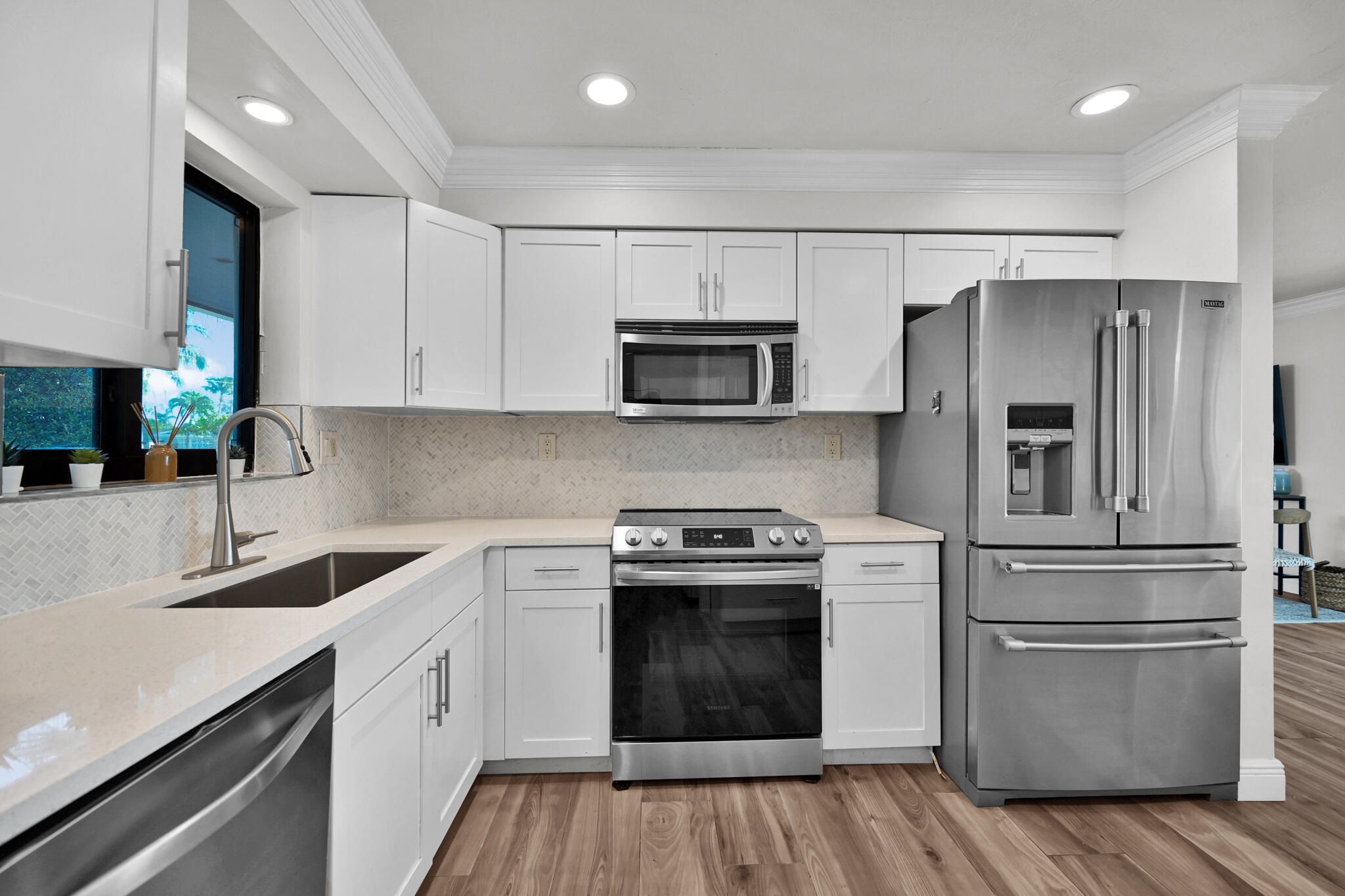 EASTWAY PARK SEC 4 - Residential