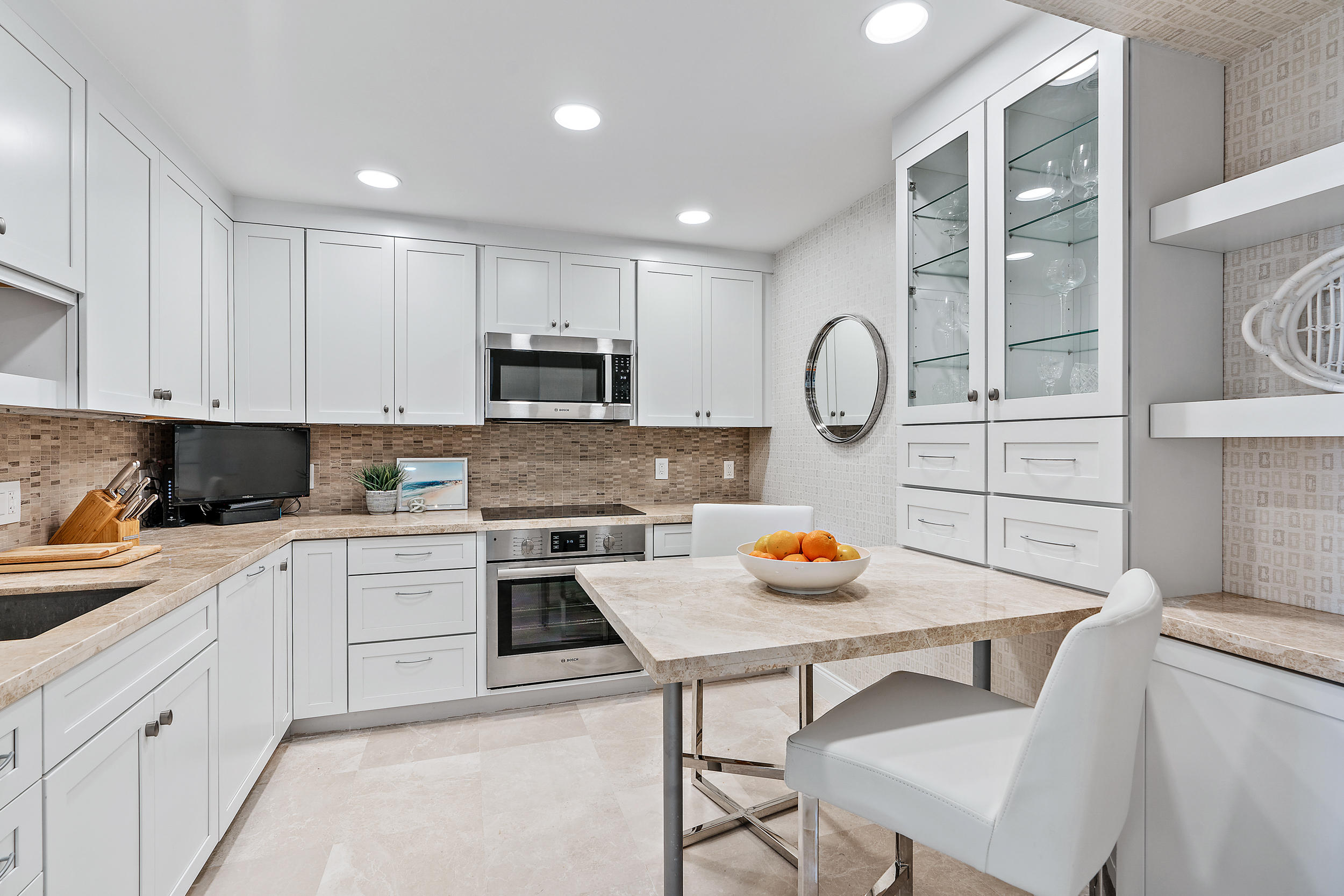 WINTHROP HOUSE CONDO - Residential