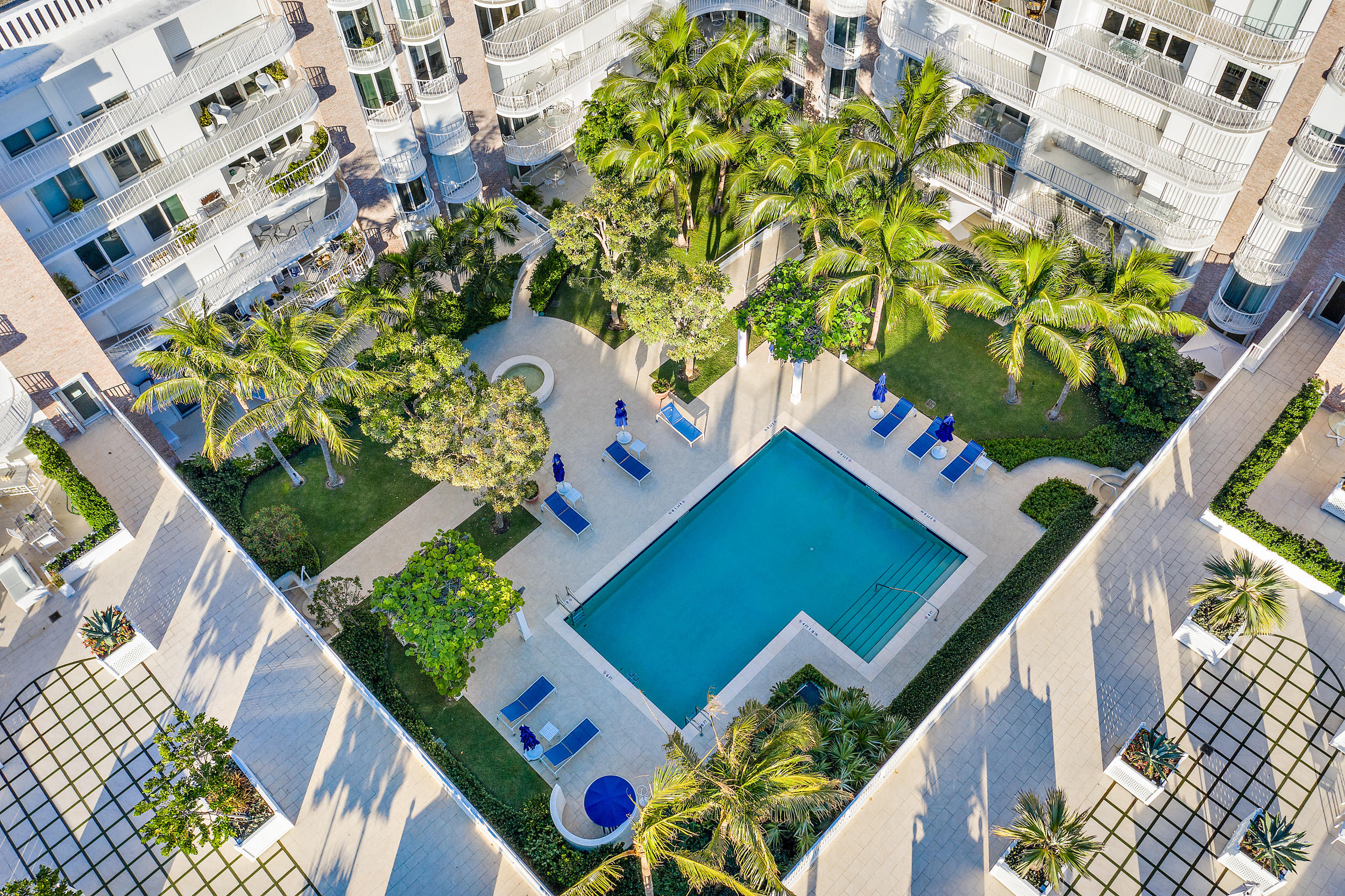 WINTHROP HOUSE CONDO - Residential