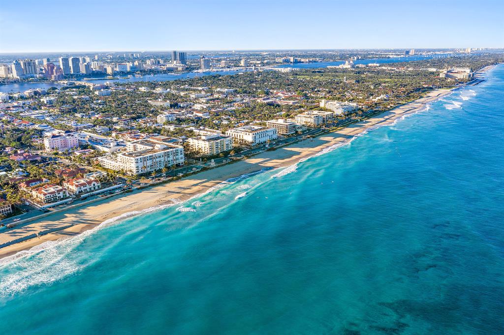 WINTHROP HOUSE CONDO - Residential