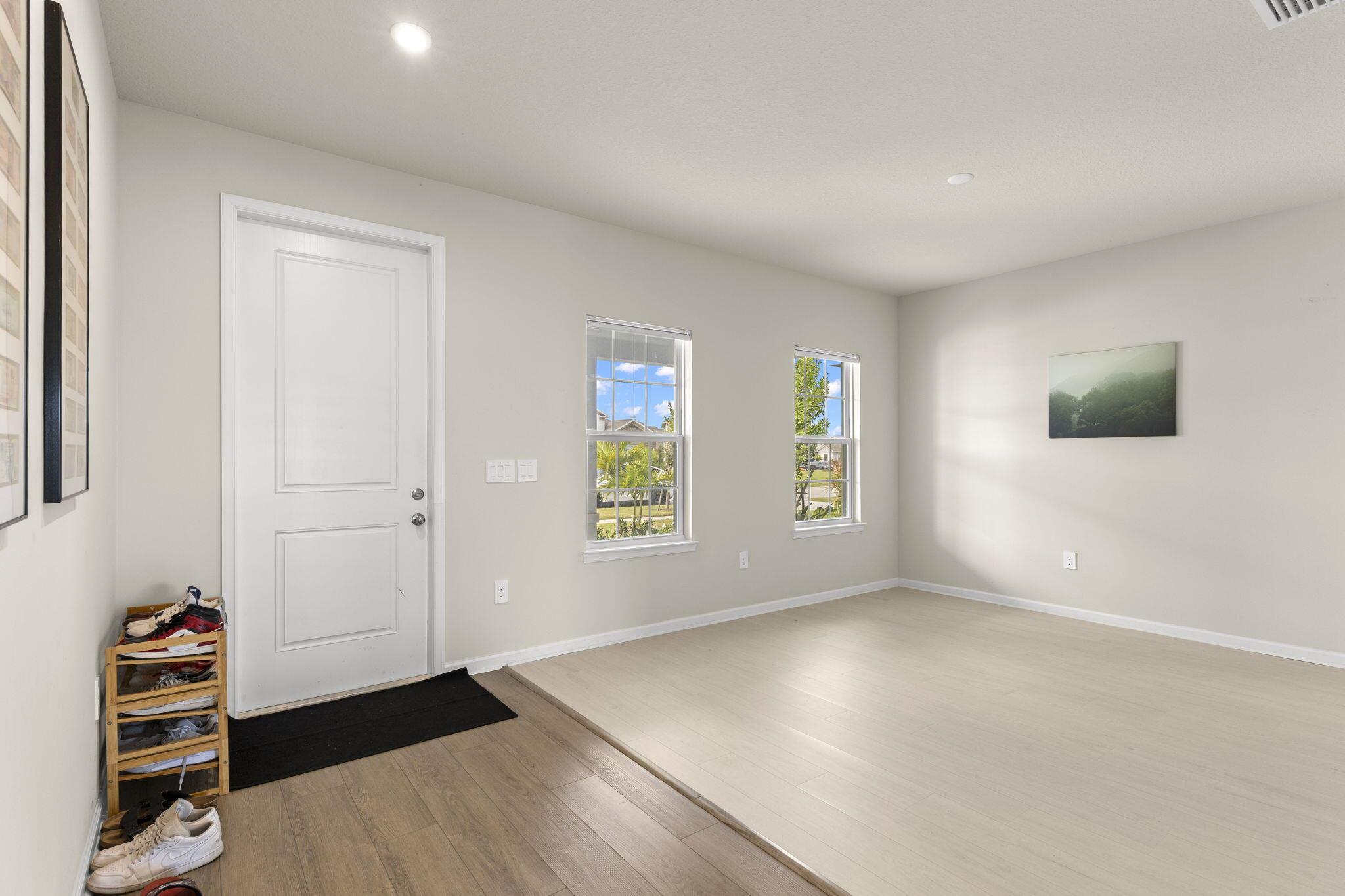VERANO SOUTH PUD 1 - POD - Residential Lease
