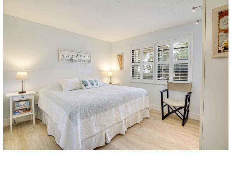 LA ENTRADA DEL MAR CONDOMINIUM - Residential