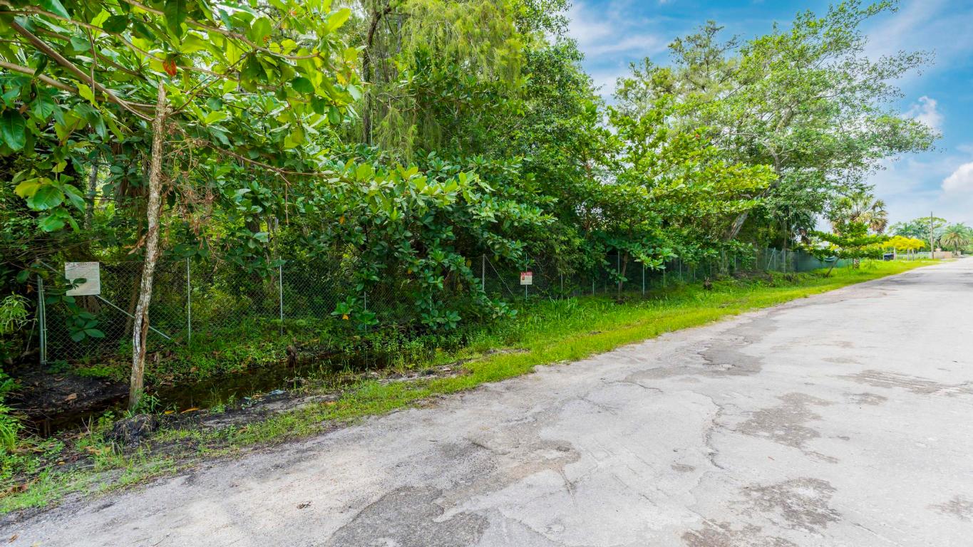 Heritage Farms - Land