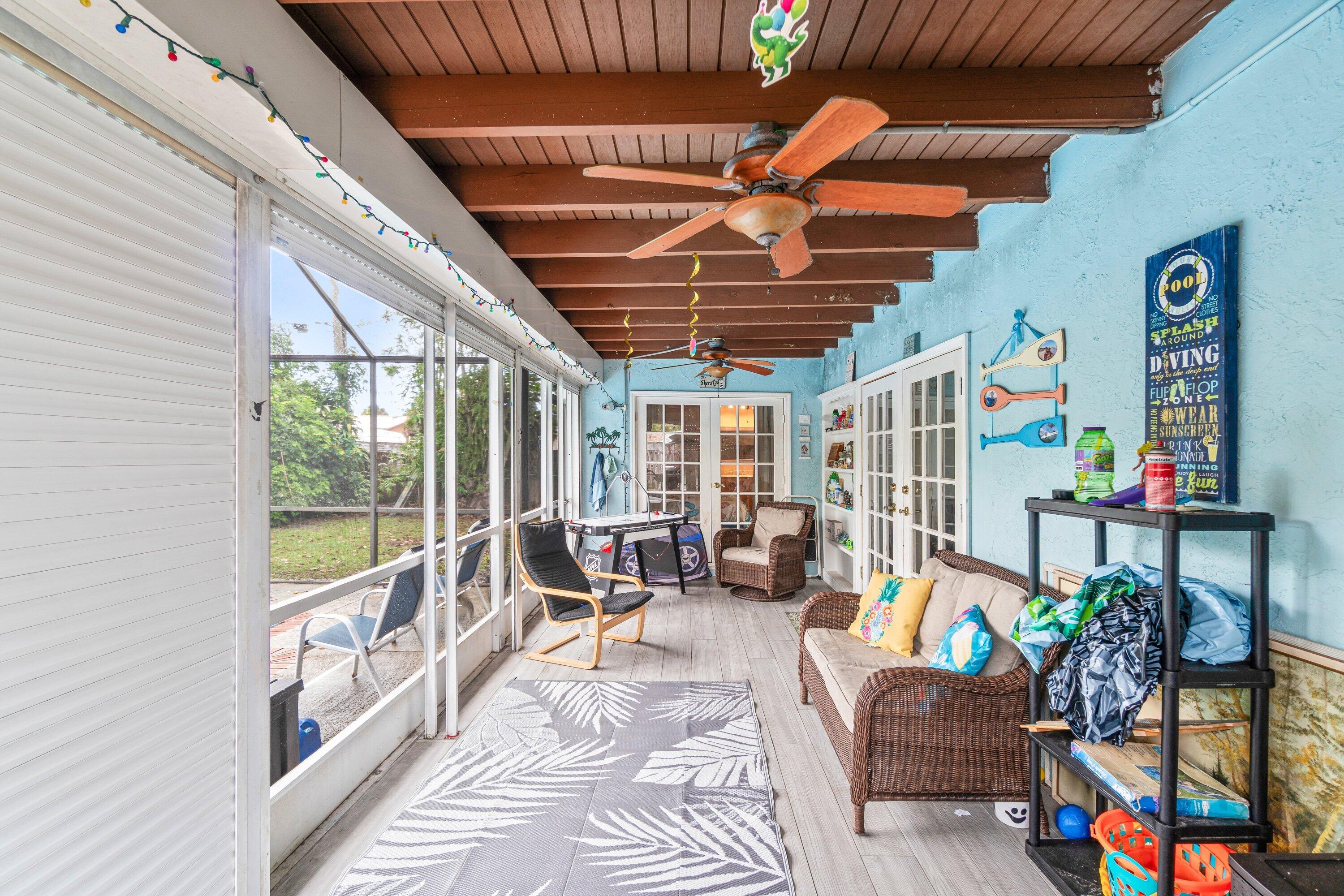 HYPOLUXO VILLAGE 1 - Residential