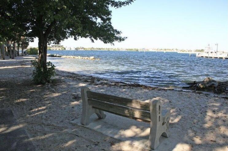 HYPOLUXO VILLAGE 1 - Residential