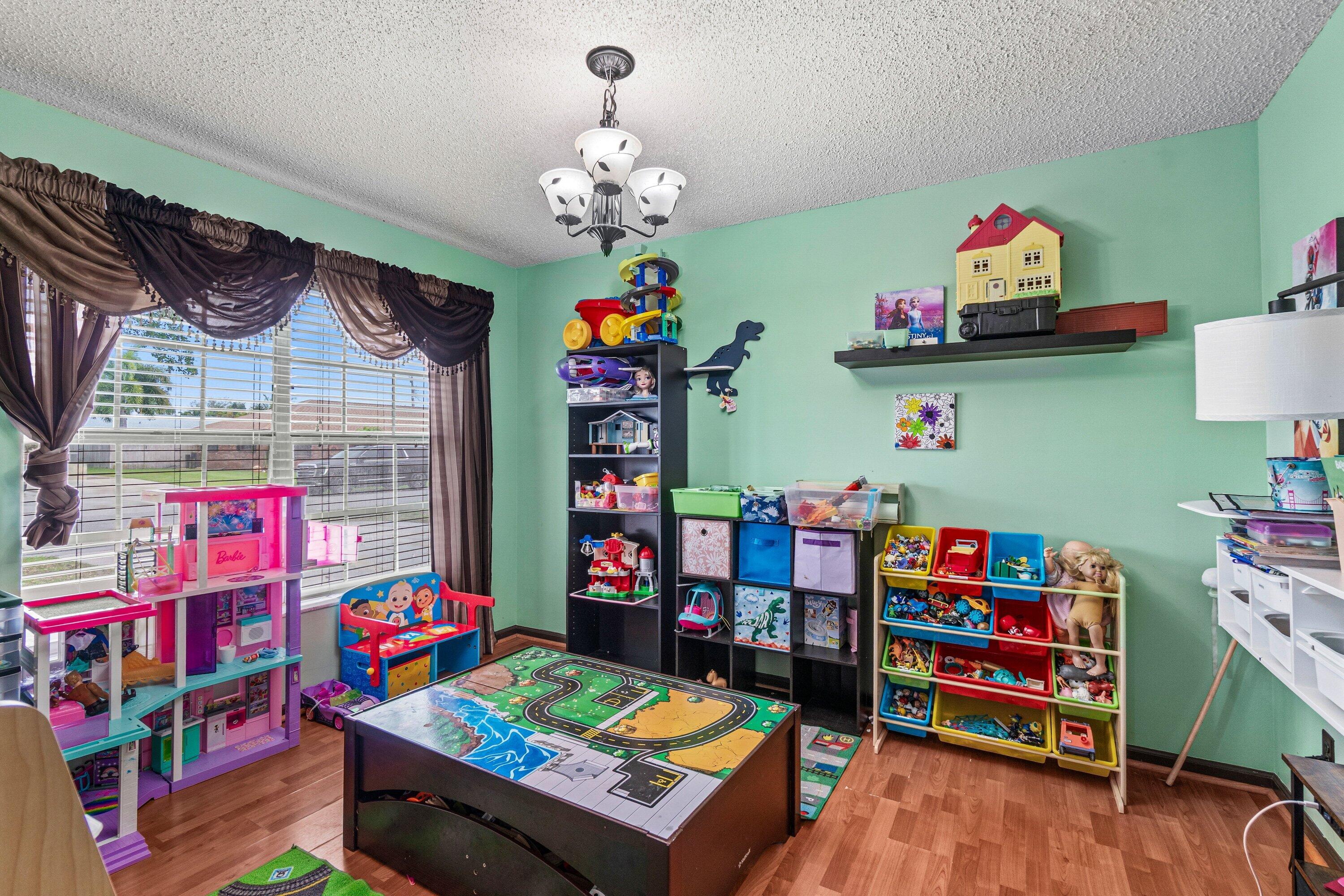 HYPOLUXO VILLAGE 1 - Residential