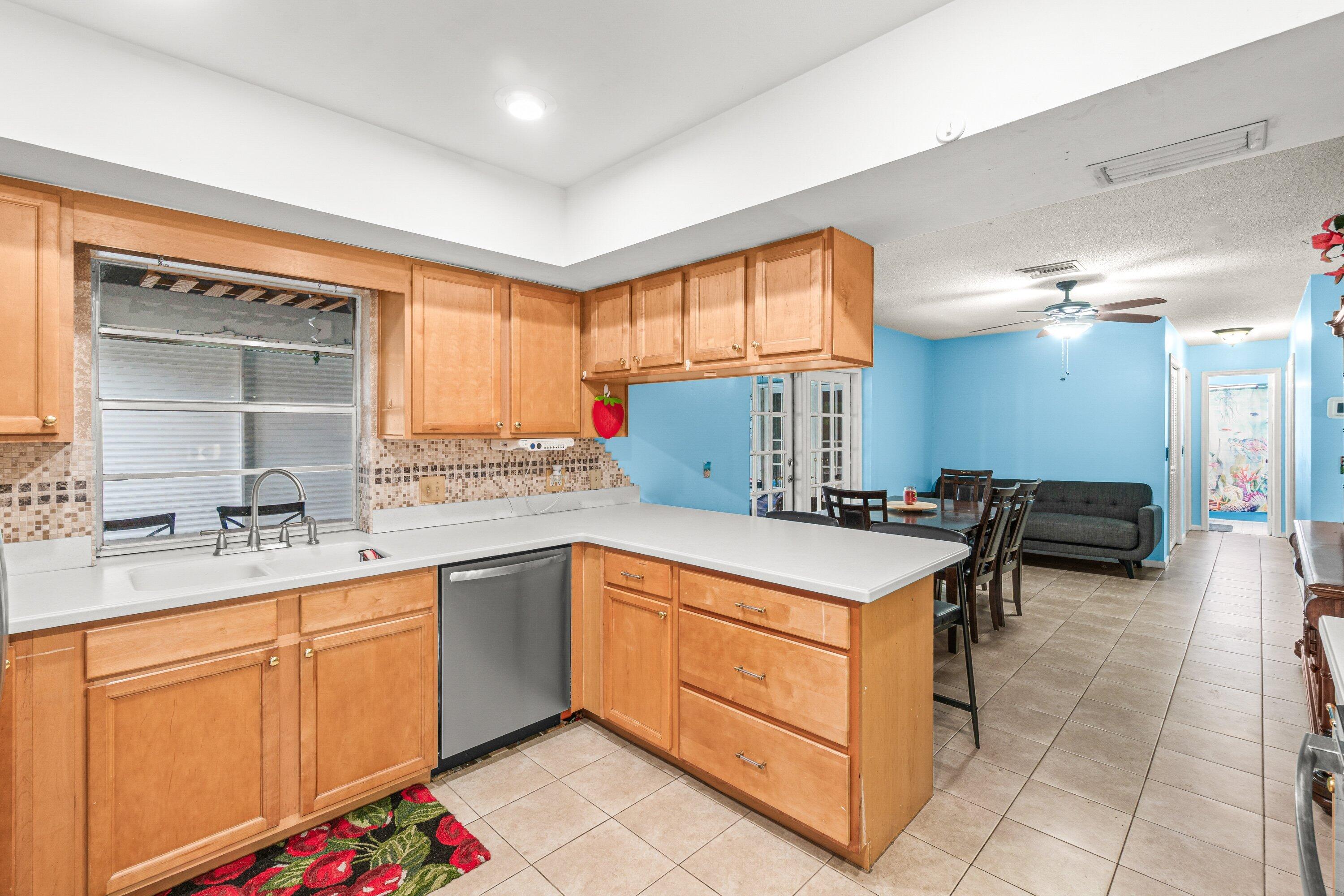 HYPOLUXO VILLAGE 1 - Residential