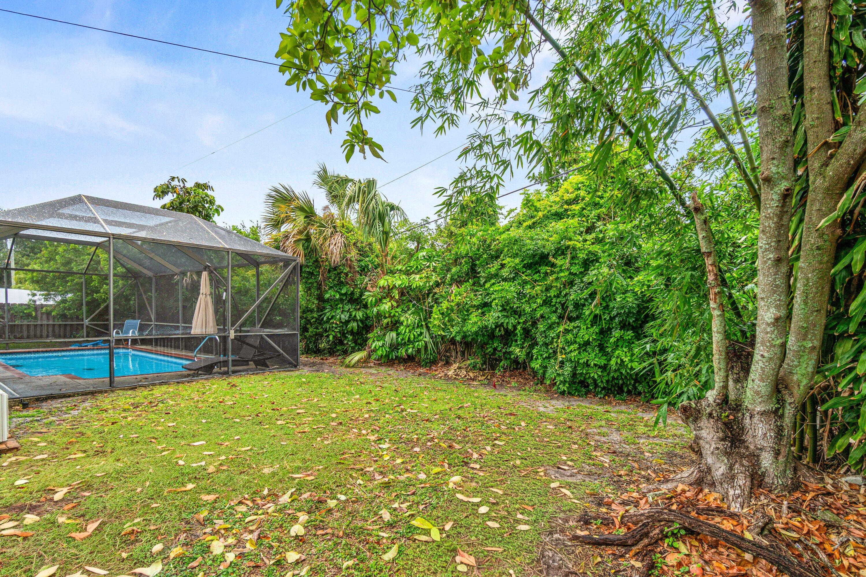 HYPOLUXO VILLAGE 1 - Residential