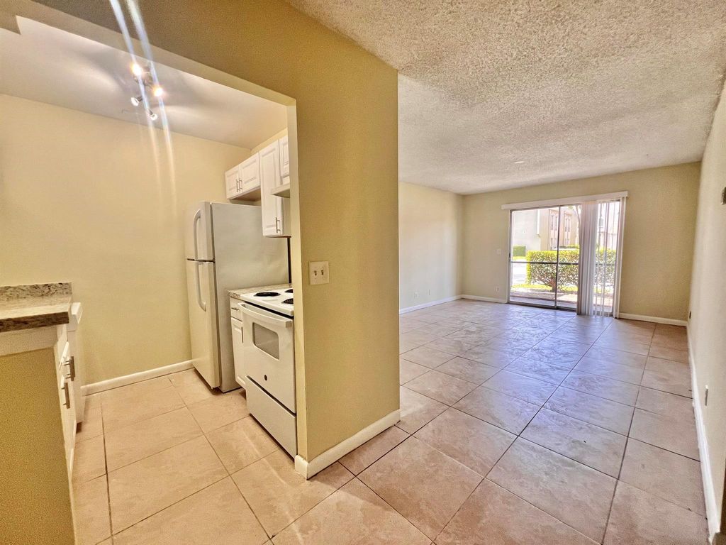 Photo of 1500 N Congress Avenue #B9, West Palm Beach, FL 33401 (MLS # R11012490)