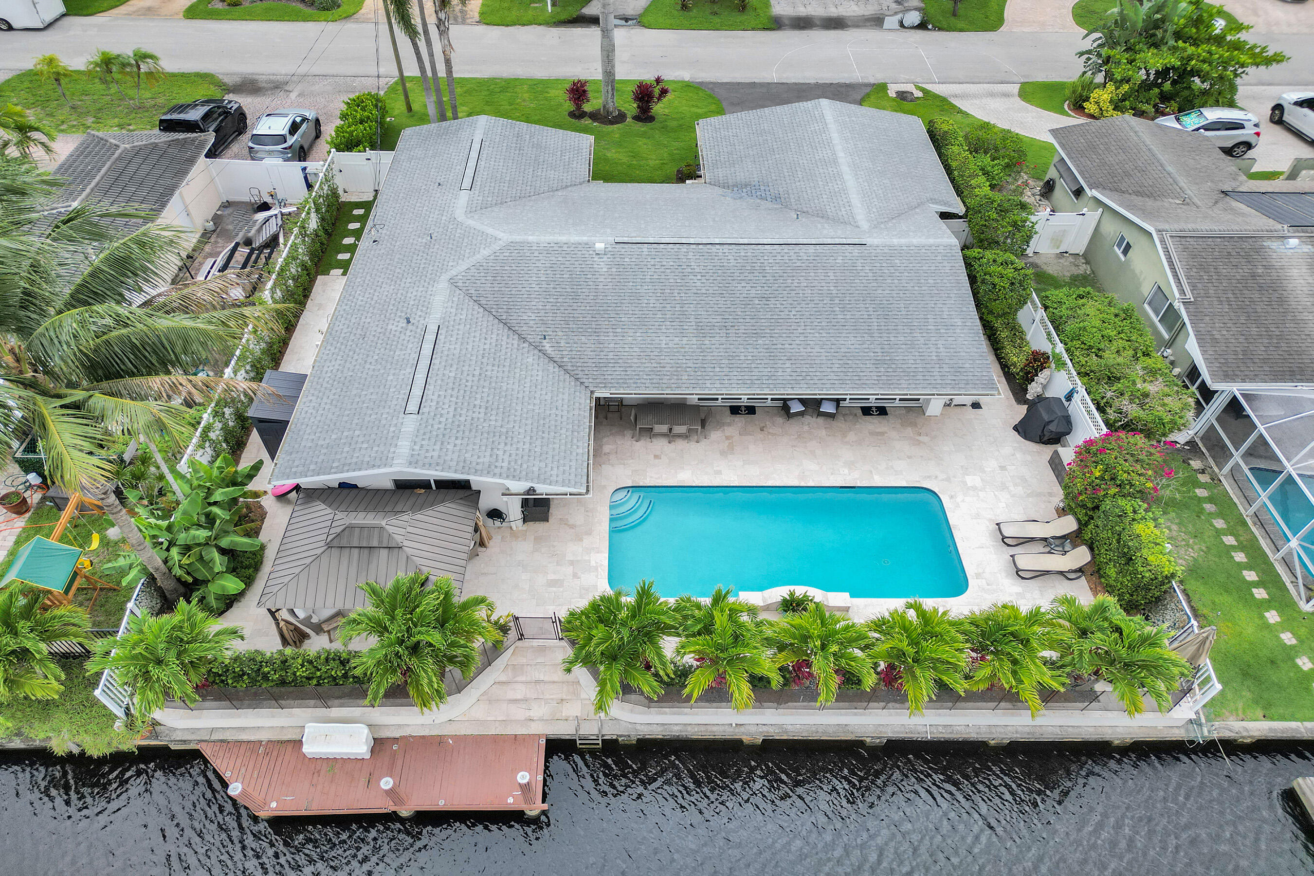 411 SW 18th Court