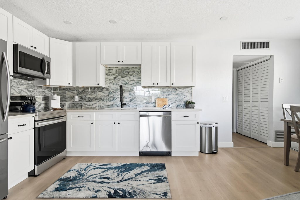 Photo of 702 SAXONY O Way, Delray Beach, FL 33446 (MLS # B26081182)