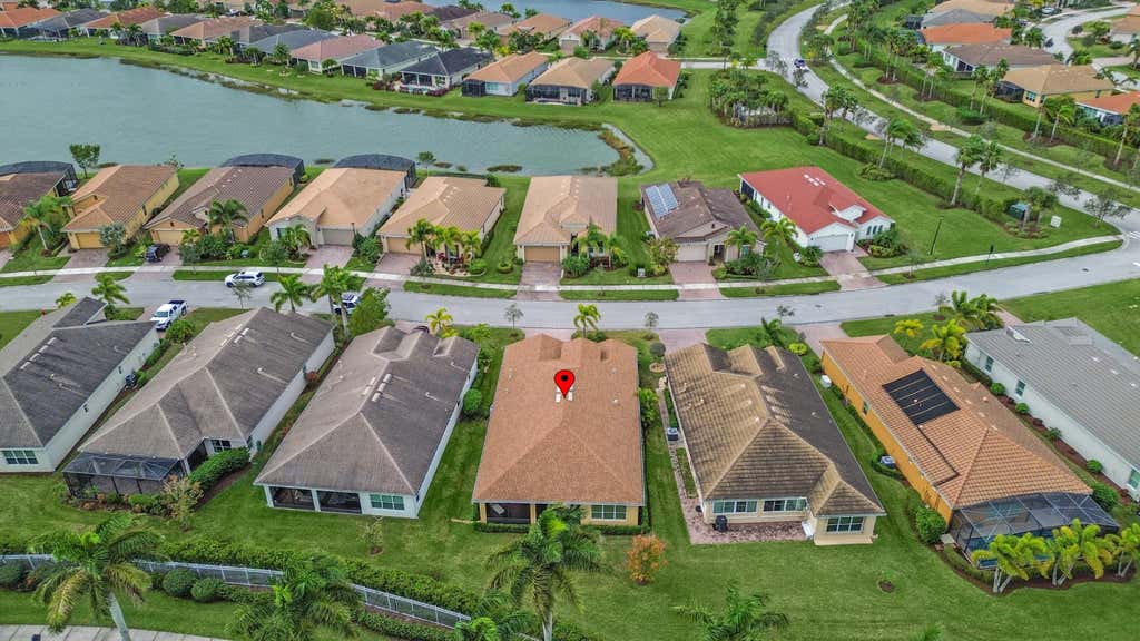 Photo of 10108 SW Fernwood Avenue, Port Saint Lucie, FL 34987 (MLS # R10949819)
