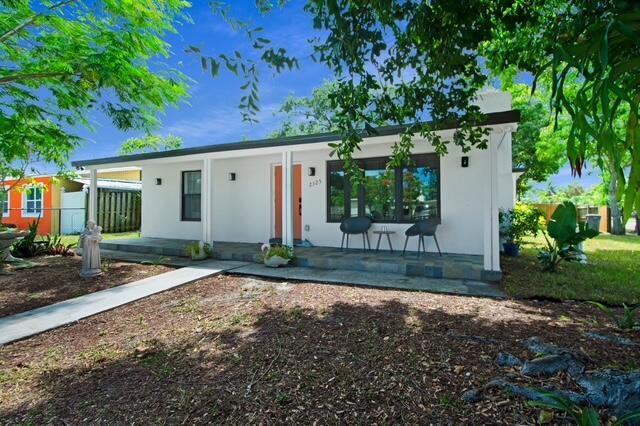 2325 Tallahassee Drive