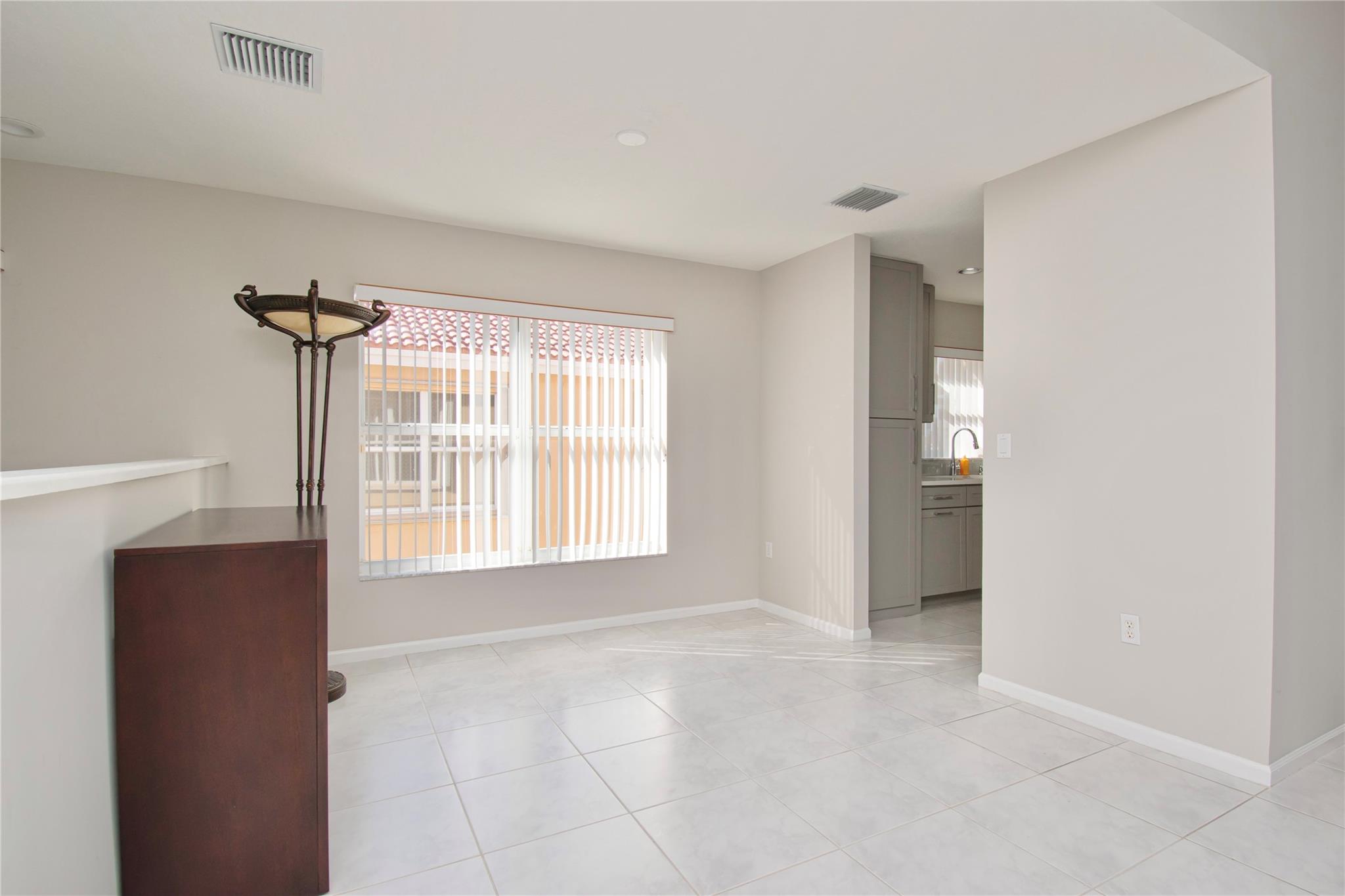 Coral Lakes - Residential