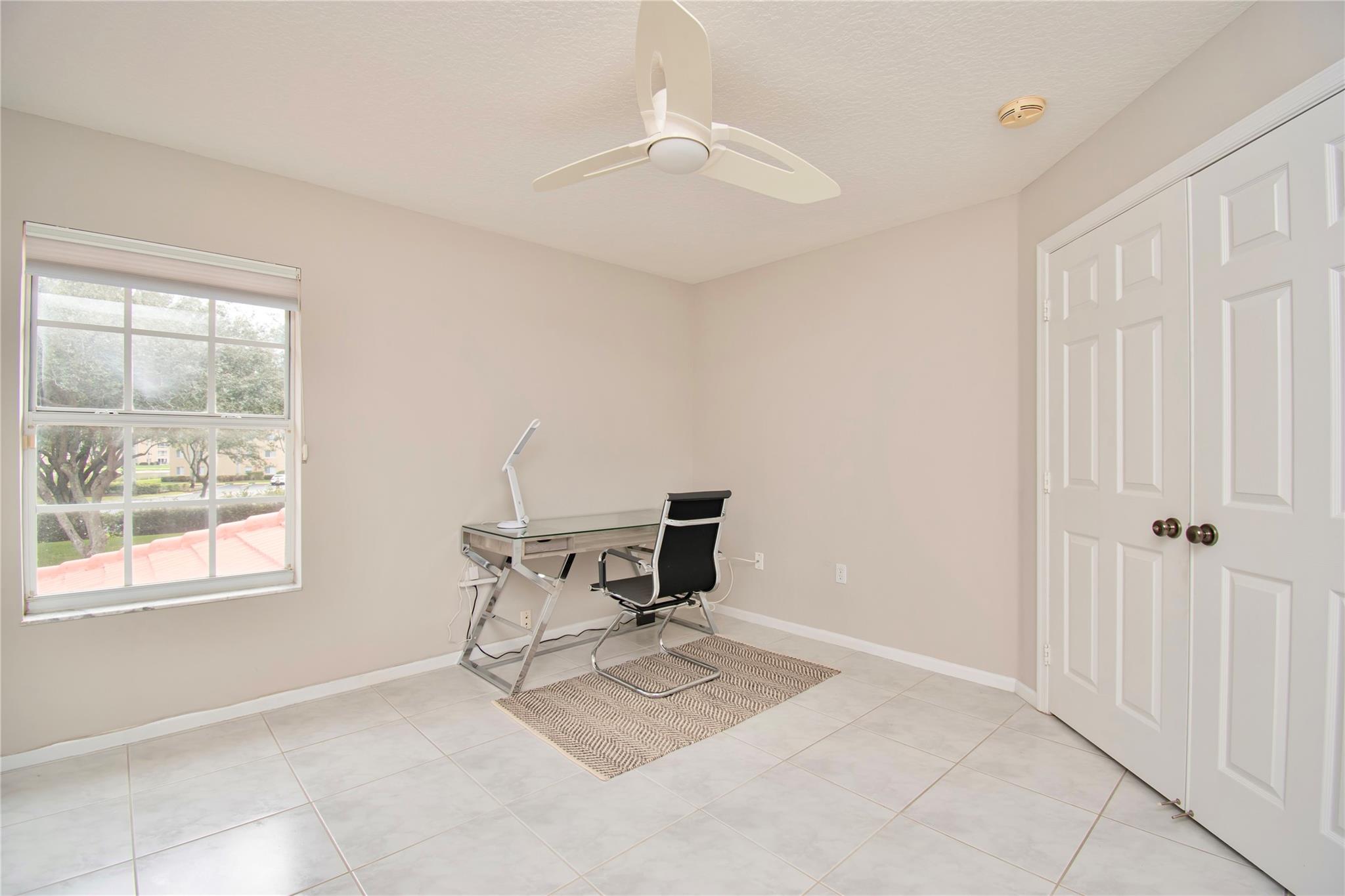 Coral Lakes - Residential