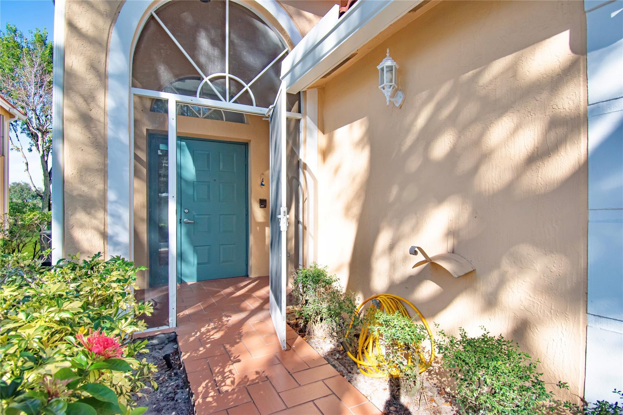 Coral Lakes - Residential