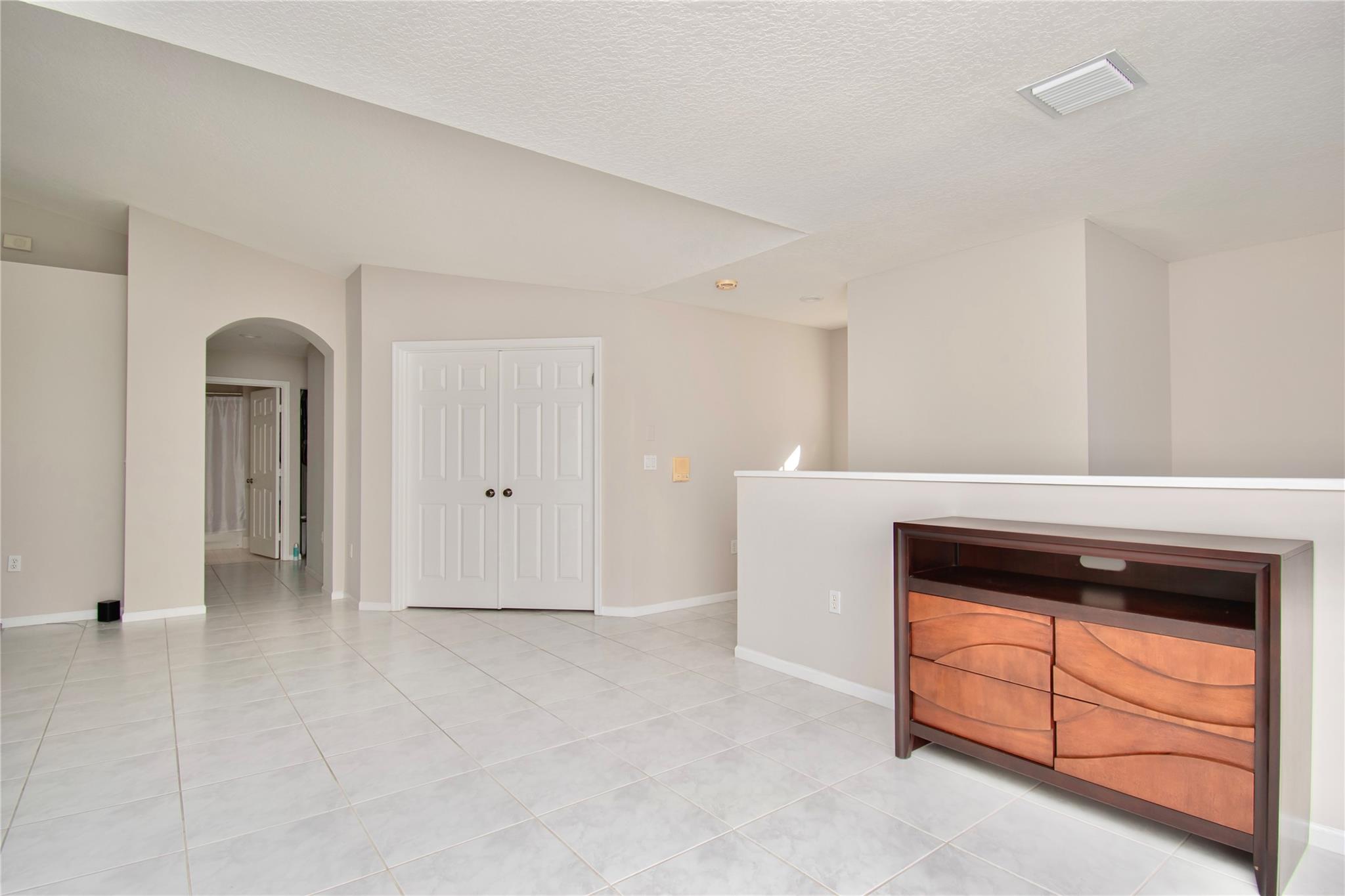 Coral Lakes - Residential