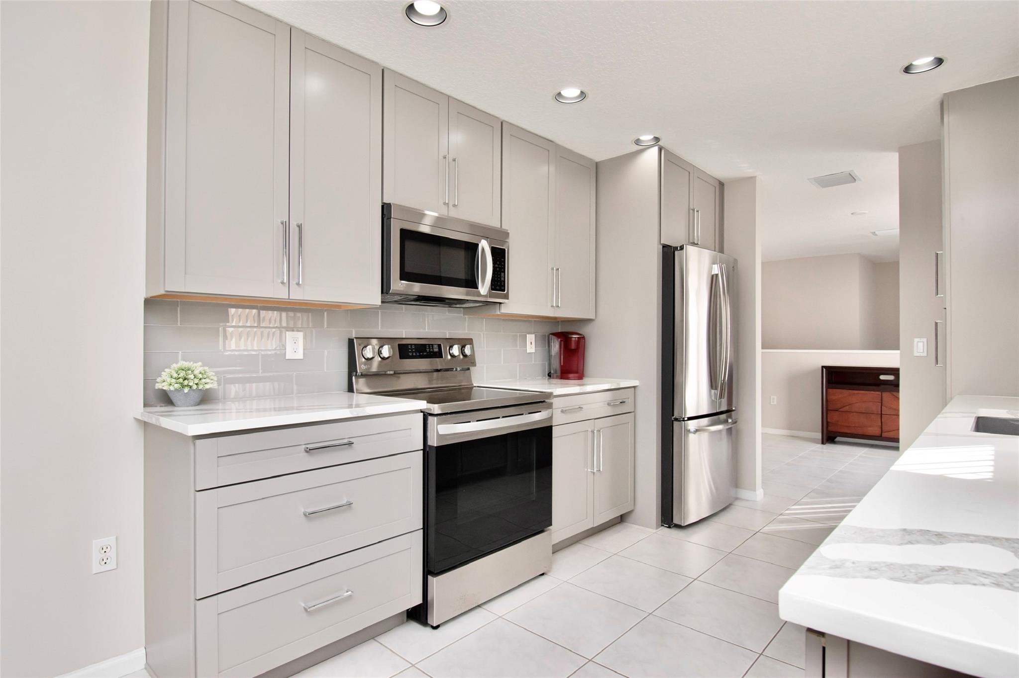 Coral Lakes - Residential