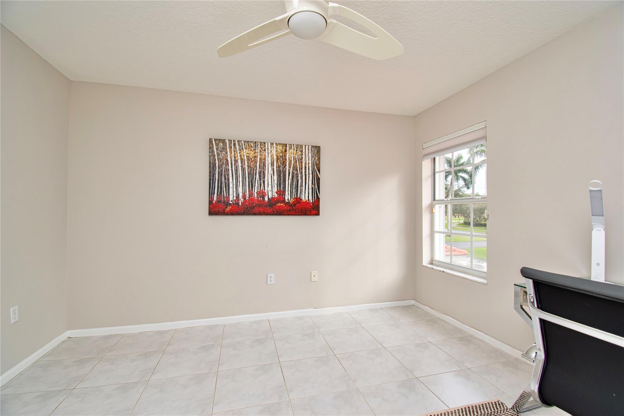 Coral Lakes - Residential