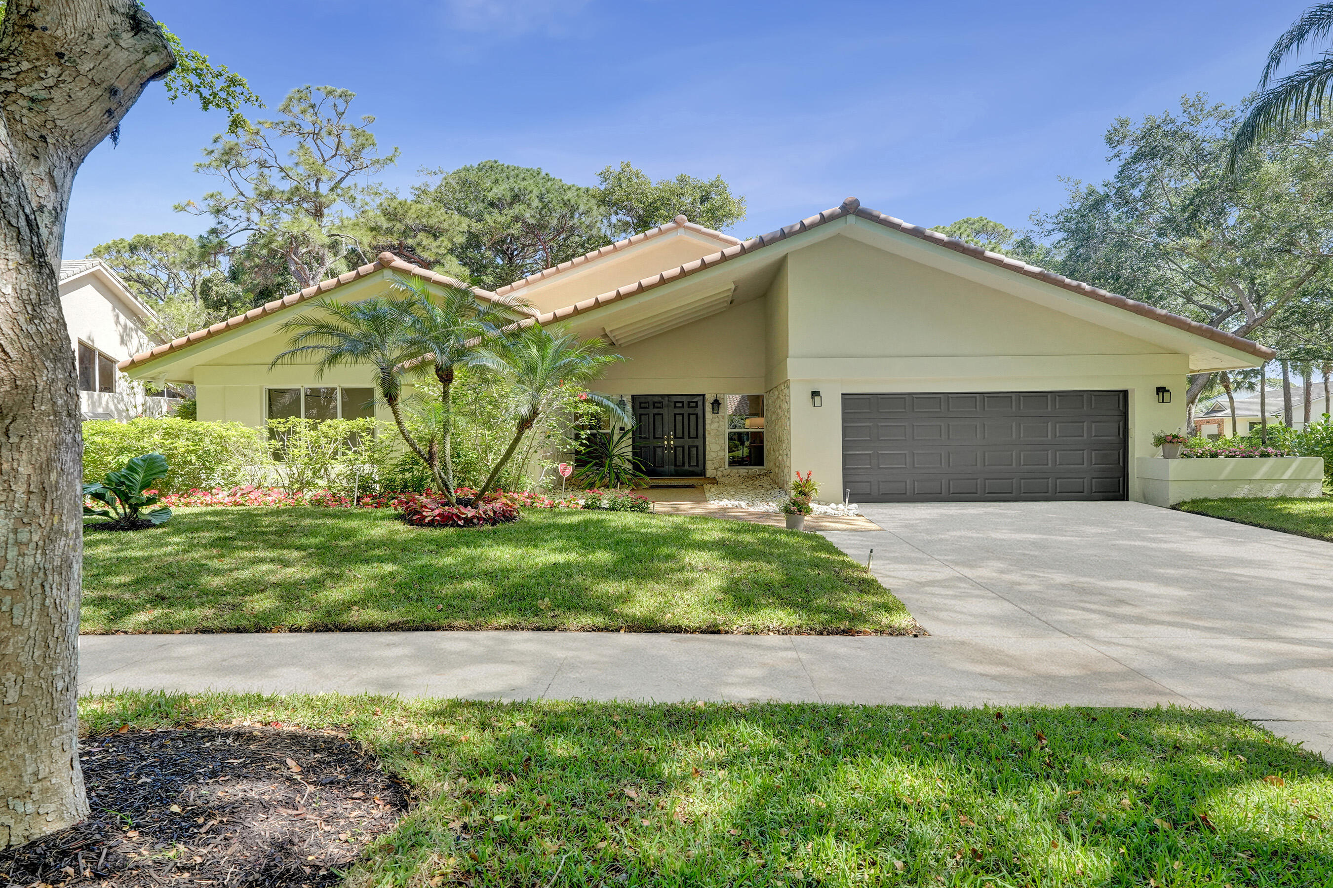 2401 NW 39th Street