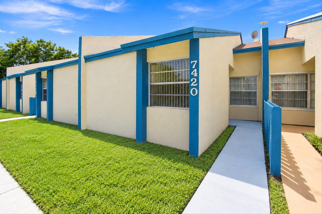 Photo of 7420 NW 34th Street, Lauderhill, FL 33319 (MLS # B26059757)