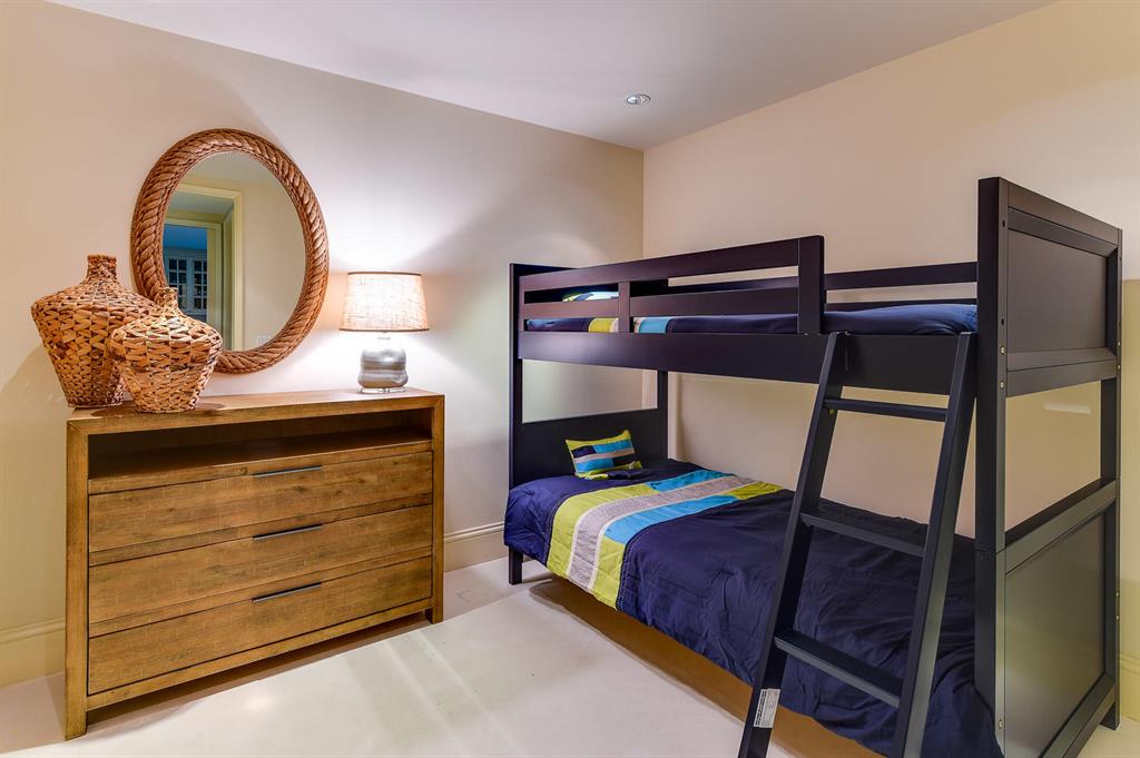 THREE HUNDRED OCEAN BLVD - Residential