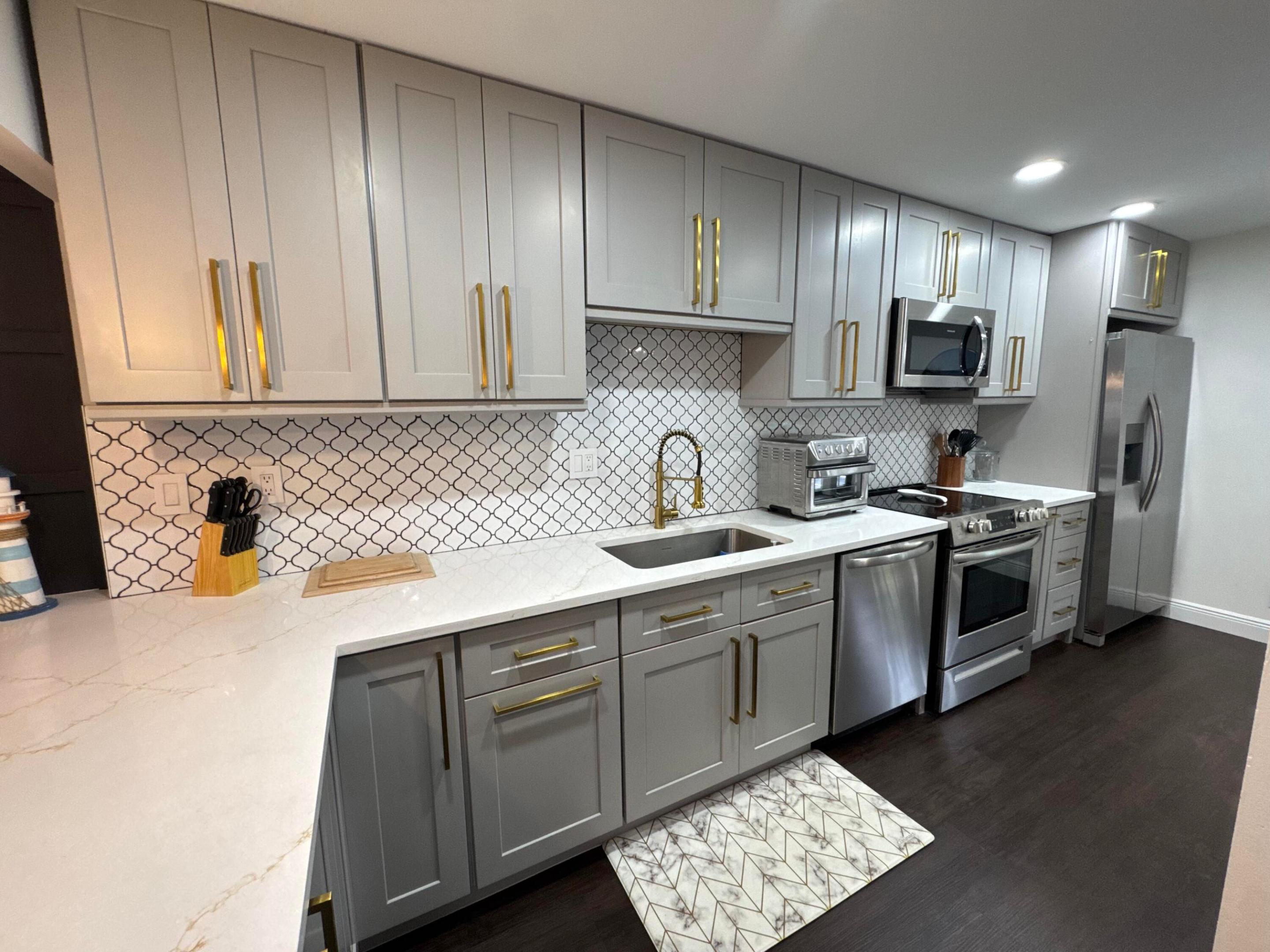 BOCA BAYOU - Residential Lease