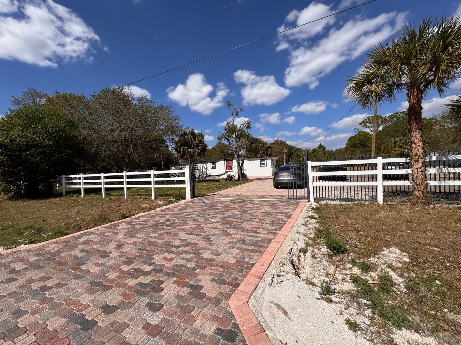 MONTURA RANCHES - Residential