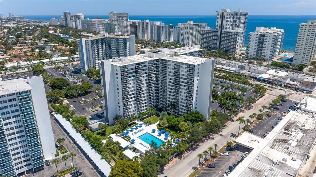 3333 NE 34TH Street 115