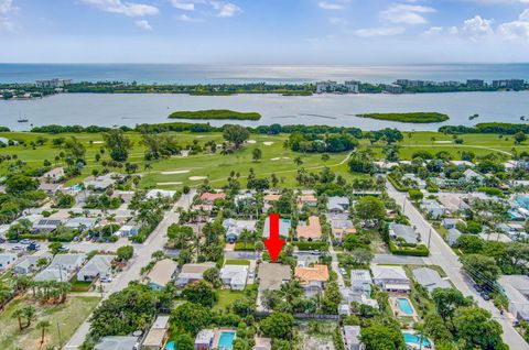 A home in Lake Worth Beach