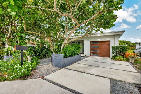 A home in Lake Worth Beach