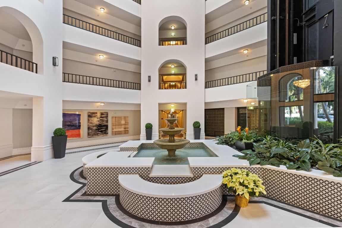 MIZNER COURT CONDO - Residential