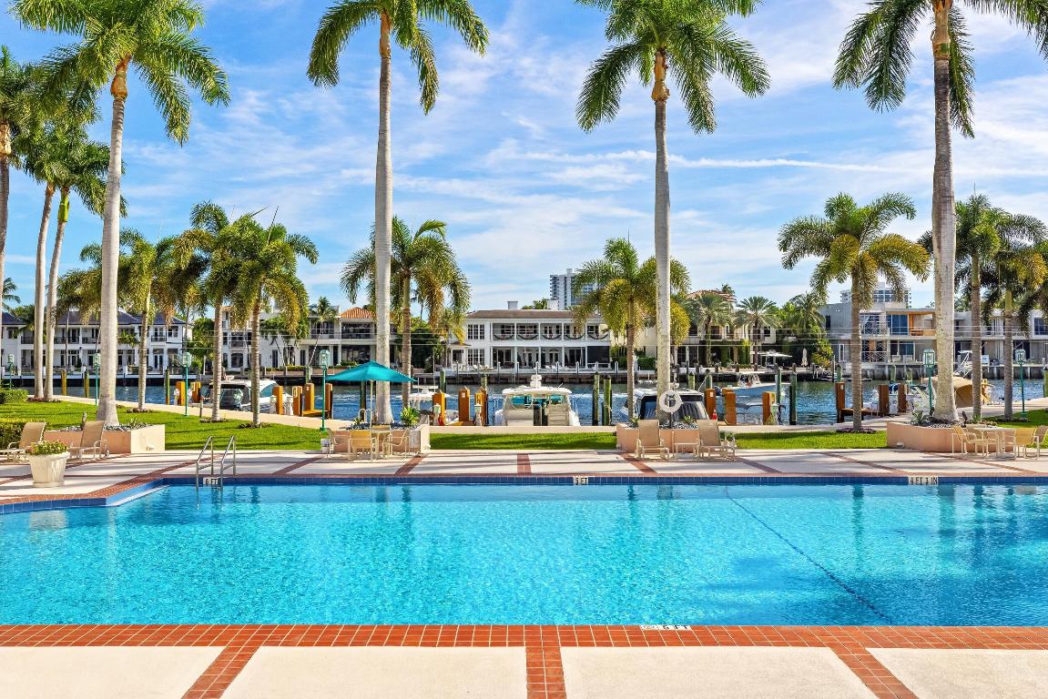 MIZNER COURT CONDO - Residential