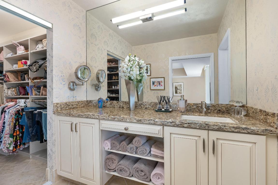 MIZNER COURT CONDO - Residential