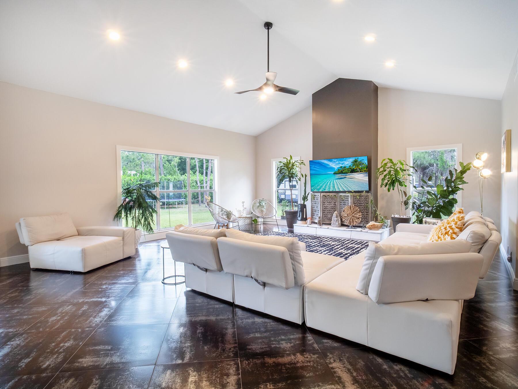 ACREAGE - Residential