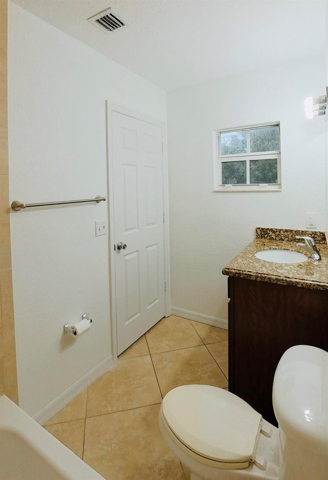 KENMONT IN - Residential Lease