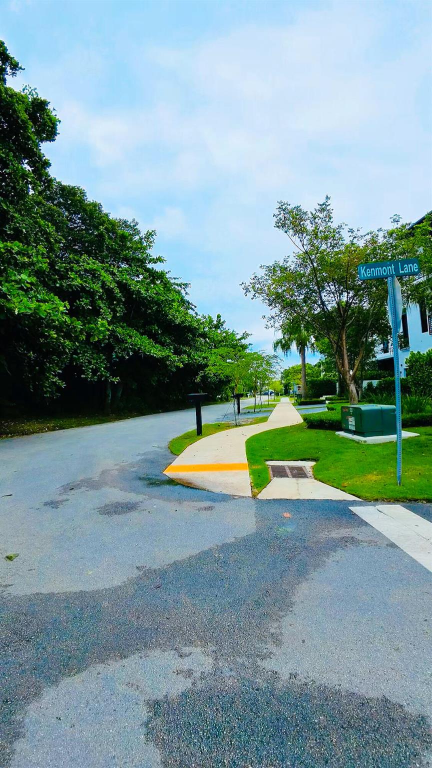 KENMONT IN - Residential Lease