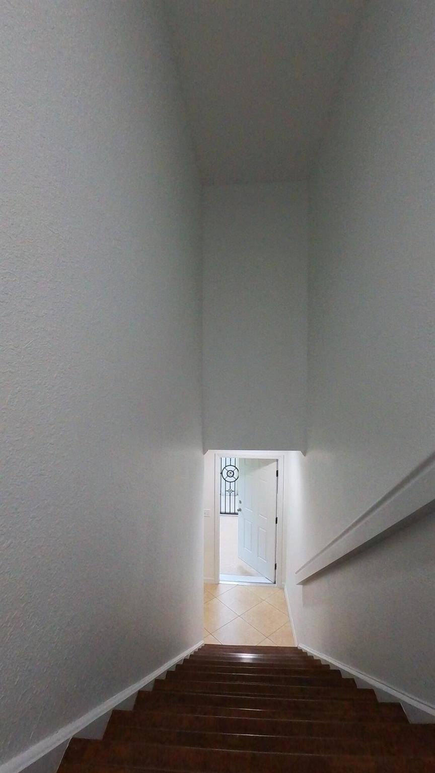 KENMONT IN - Residential Lease