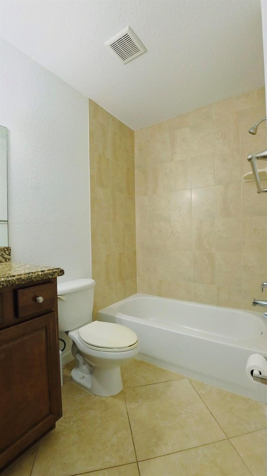 KENMONT IN - Residential Lease