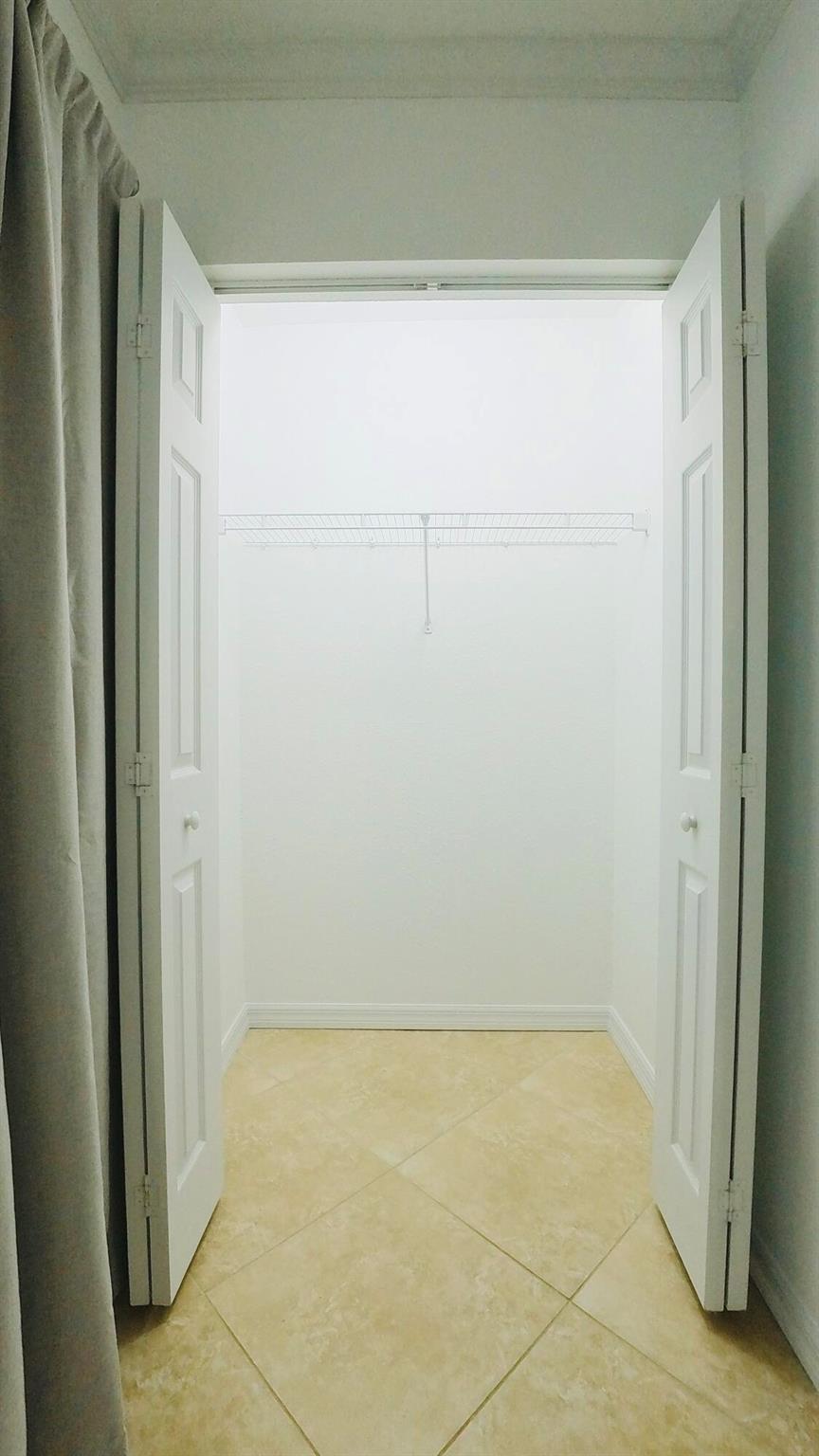 KENMONT IN - Residential Lease