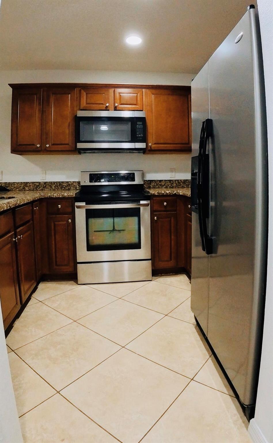 KENMONT IN - Residential Lease