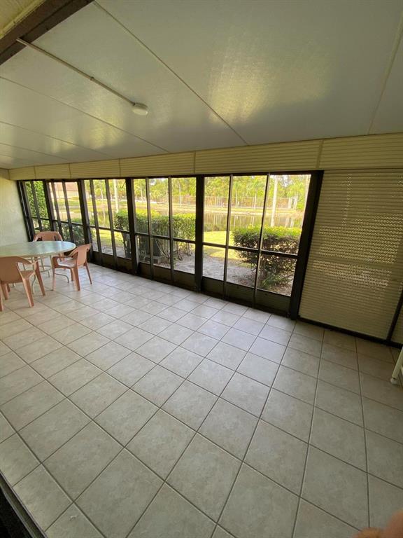 BOCA RIDGE GLEN - Residential