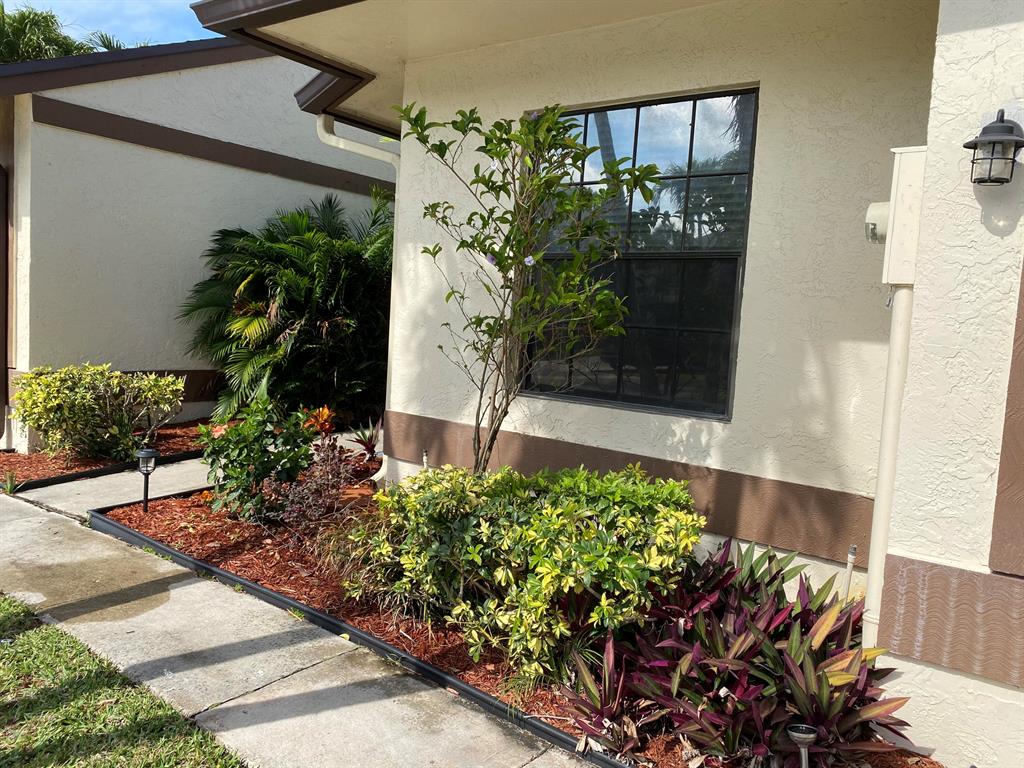 BOCA RIDGE GLEN - Residential