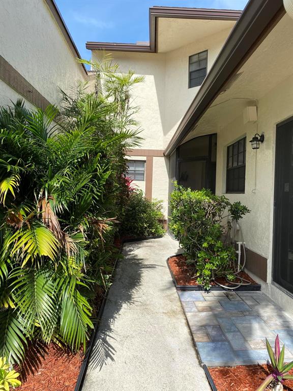 BOCA RIDGE GLEN - Residential