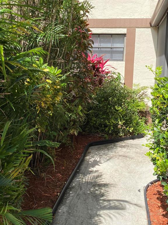 BOCA RIDGE GLEN - Residential